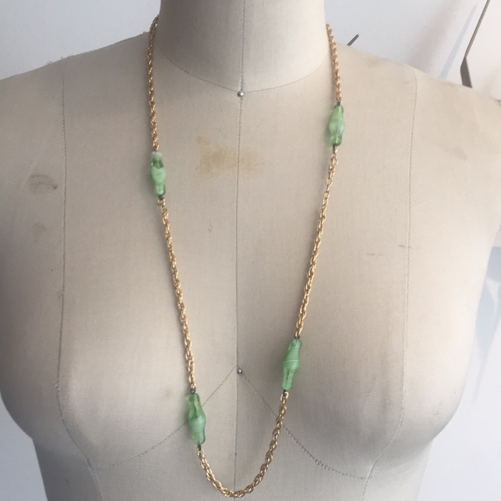 Vintage green glass bead necklace